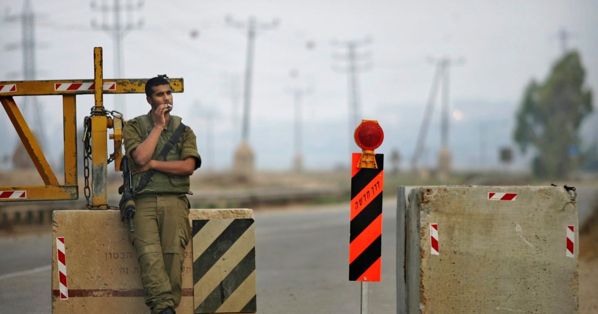 palestine-curfew