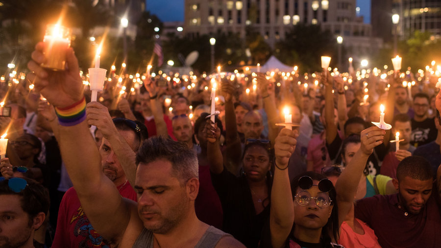 orlando-mourns