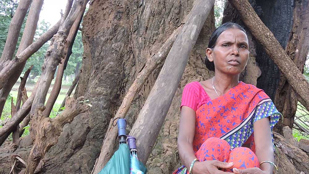 Seetu Hemla's mother, sukli