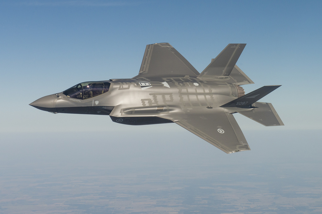 f35
