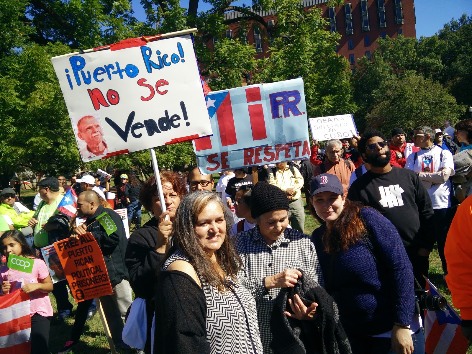 Protesters call for the liberation of Oscar López River in Washington D.C. in October 2016. (Photo by Matt Peppe)