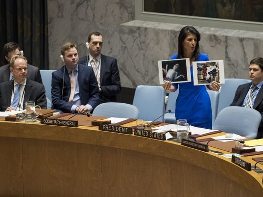 NIKKI-HALEY-holds-syria-photos