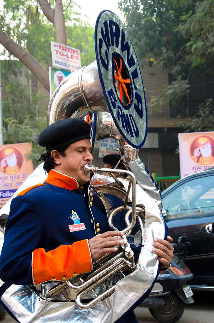 A Chawla band member plays his instrument. Photo courtesy: Sadia Akhtar