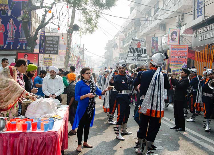 Band wallahs march during a procession. Photo courtesy: Sadia Akhtar