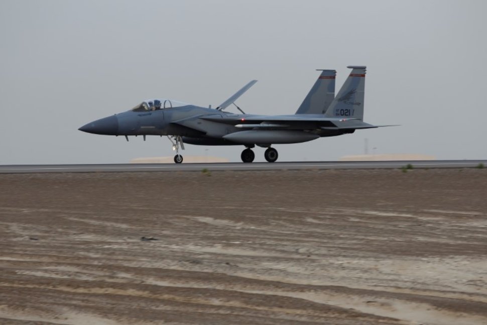 f15