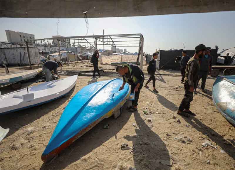 Gaza’s fishers tempt fate to feed the hungry