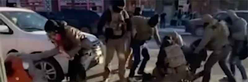 ‘What the F*ck Did You Do?!’ Video Contradicts DHS Claims About Killing of Alex Pretti