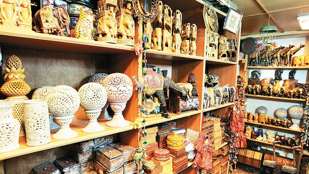 Kashmiri-handicrafts