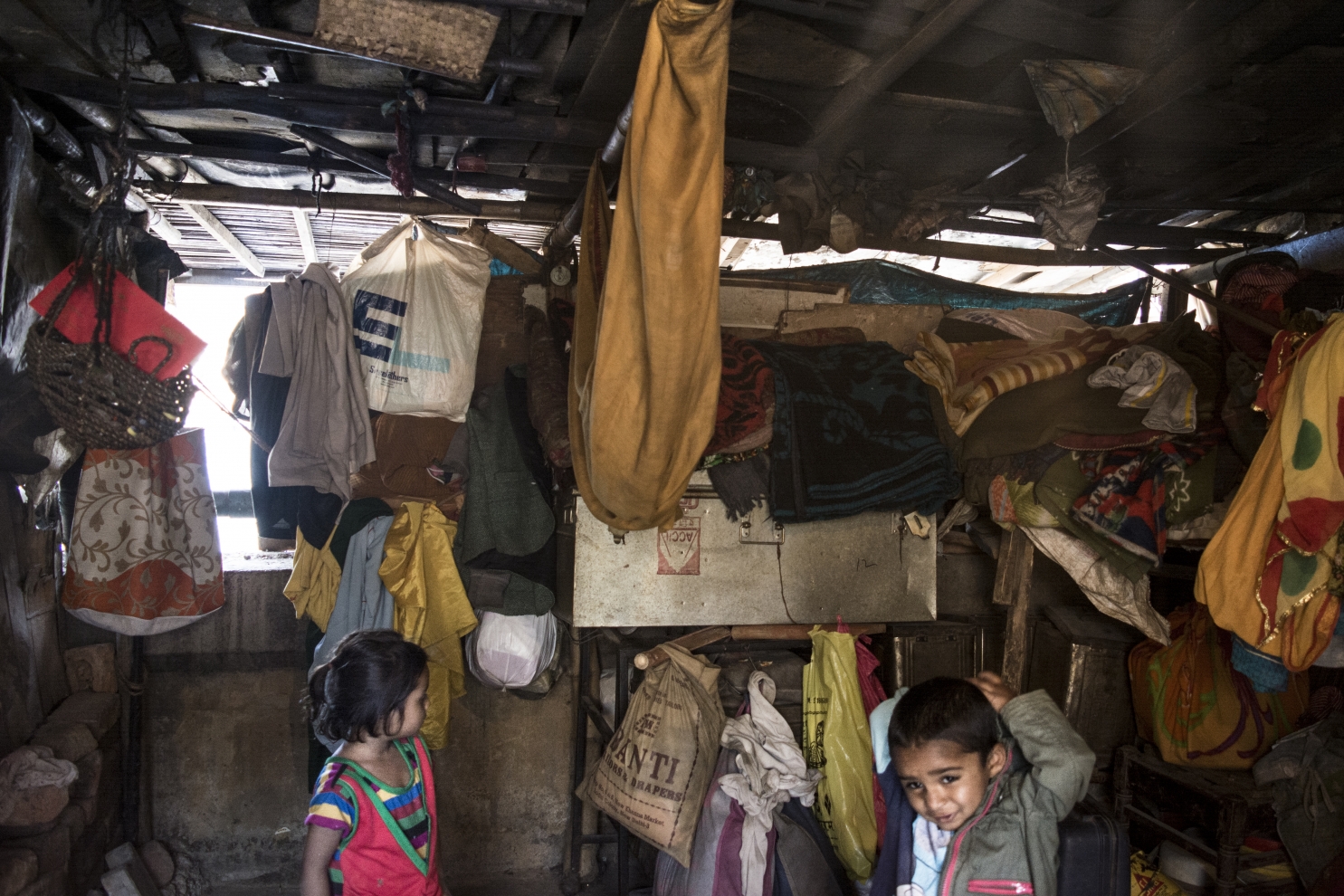The living conditions in these settlements are tough. Usually, a family of 6-7 people lives in a single room.