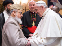 Pope Francis Meets 4 Imams To Open A Christian-Muslim Dialogue