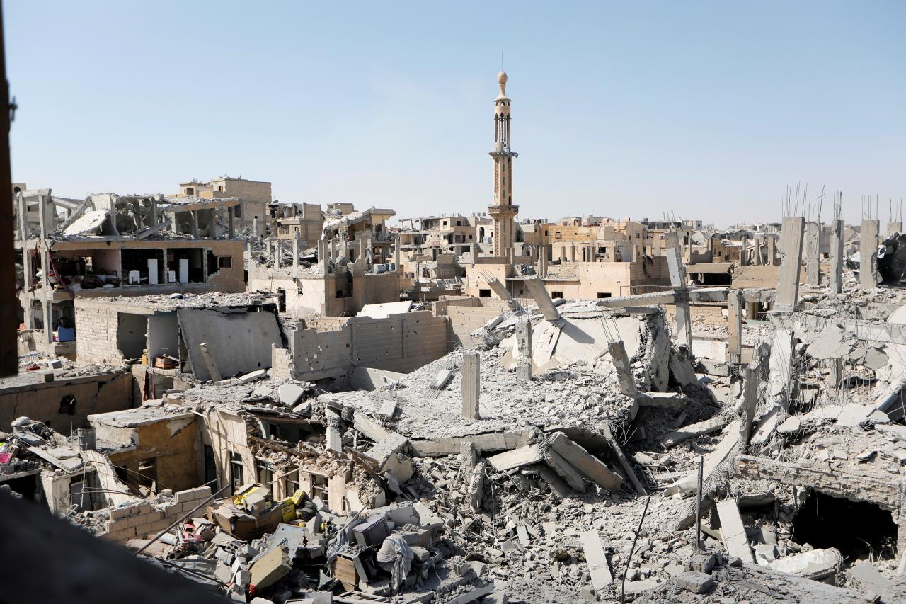 FILE PHOTO: Damaged building are pictured during the fighting with Islamic State's fighters in the old city of Raqqa, Syria, August 19, 2017. REUTERS/Zohra Bensemra