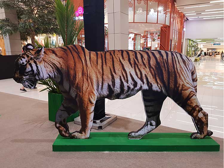 Tiger cutout 1