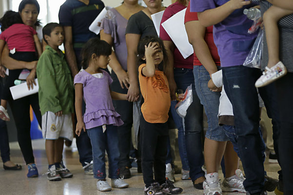 Child migrants on the US Mexico border standard