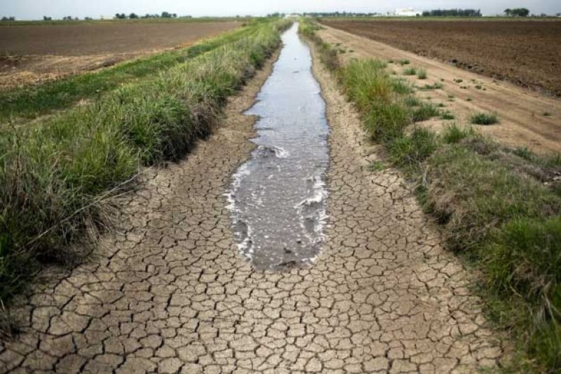 california drought riverbed AP 190188023717
