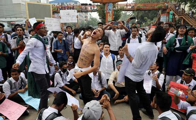 bangladesh students protest