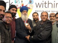 IAPI honours Ravi Singh for standing up for human rights and needy