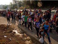  Trump Calls Out the Army Against the Refugee Caravan