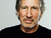 Roger Waters Says, “Hands Off Venezuela”