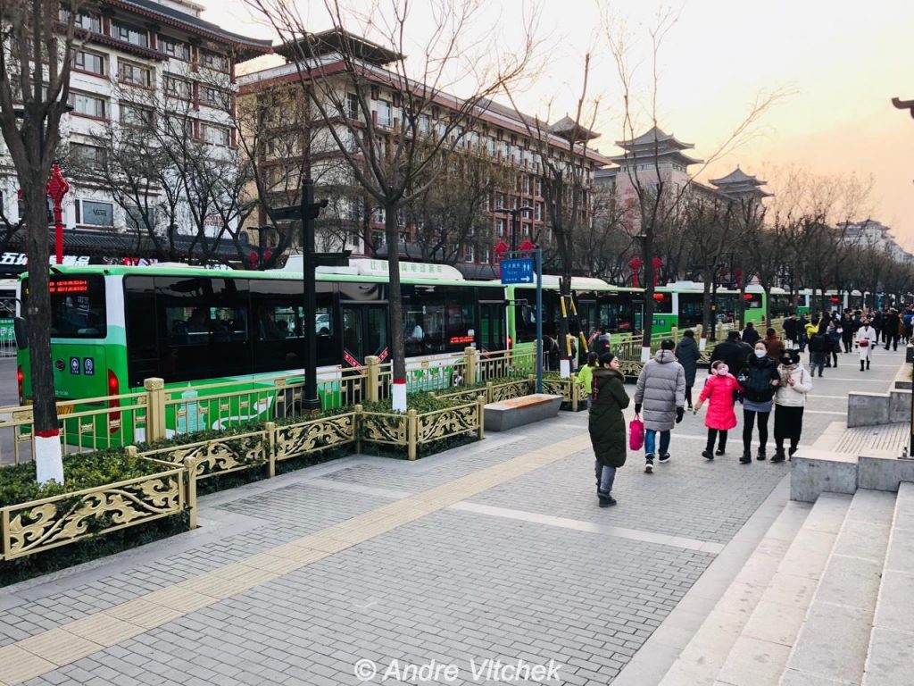 endless line of Xian electric public buses
