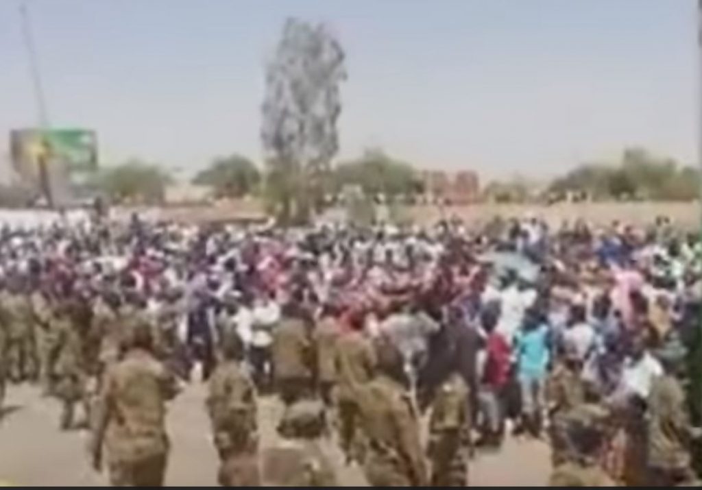 SudanMilitProtest