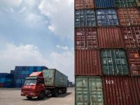 Goods Trade: EU’s surplus with U.S. and deficit with China grows