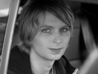 Punitive fines threaten whistleblower Chelsea Manning with bankruptcy