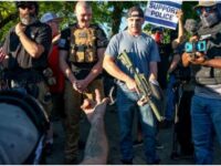 Street violence in Portland as armed far-right returns “prepared to fight”