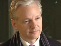British Judge Rejects US Attempt to Extradite Julian Assange