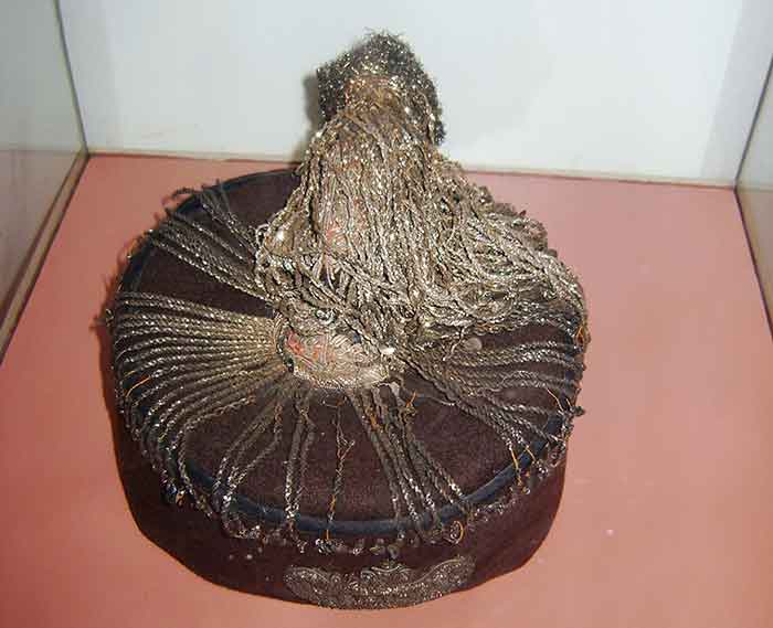 Crown presented to Ajit Singh by Tilak