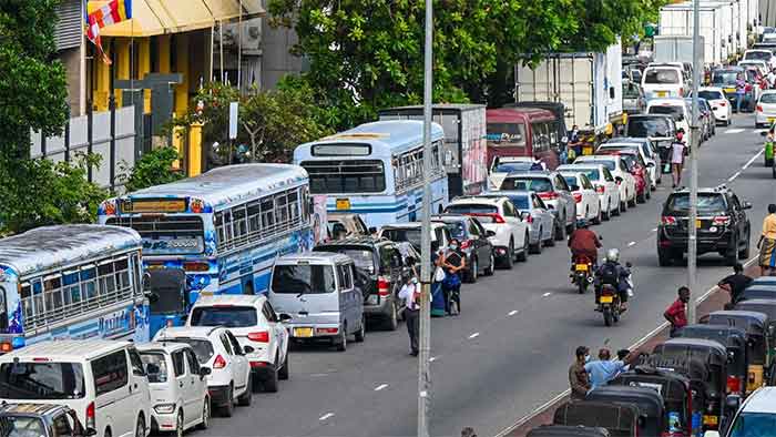 fuel queues in sri lanka