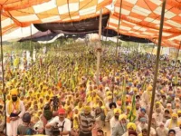 Farmers lift Dharna in Sangrur being assured of Demands